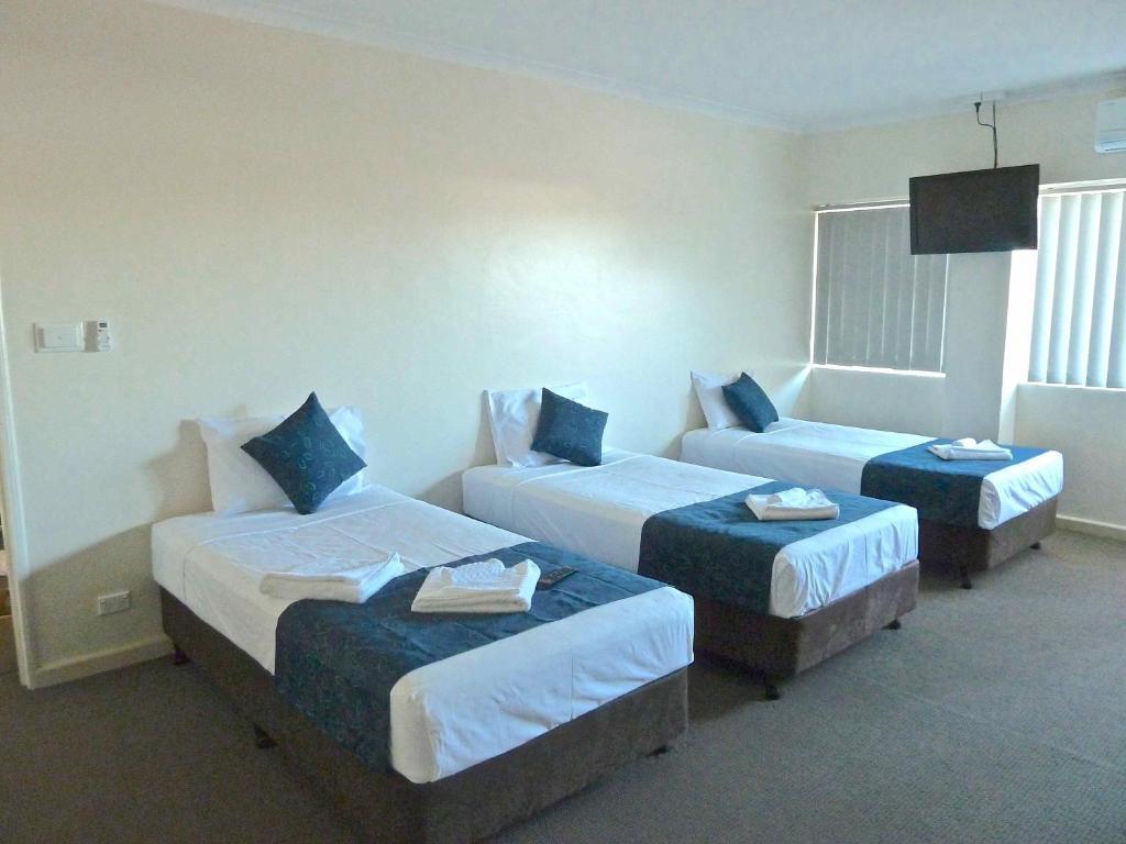 Lees Hotel Ingham Quarto foto
